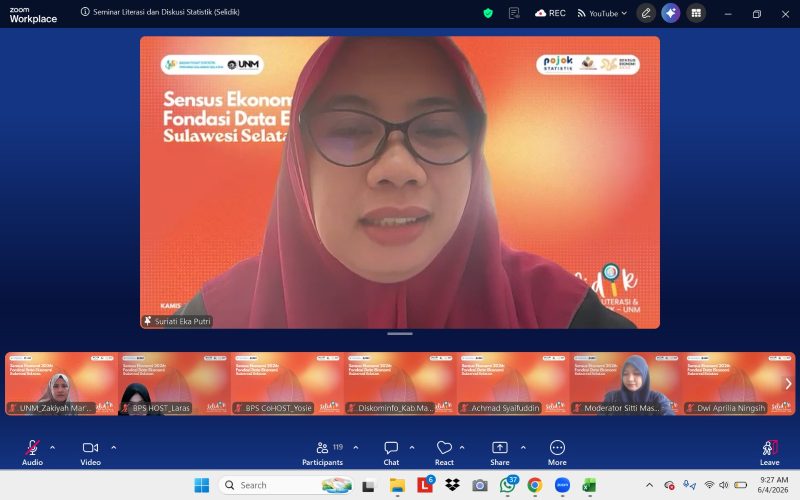 Potret Suriati Eka Putri, Wakil Dekan Kerja Sama dan Pengembangan FMIPA UNM saat Beri Sambutan dalam Kegiatan Selidik, (Foto: Rosdiana)