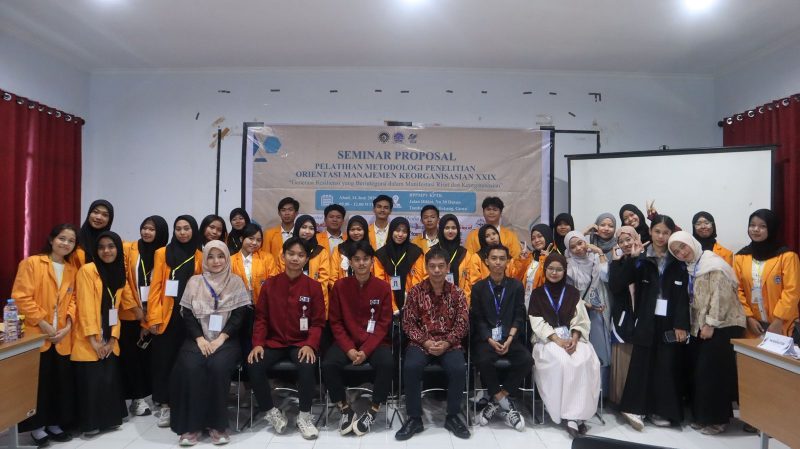 Foto kegiatan LPM Penalaran UNM Pada Kegiatan Pelatihan Metodologi Penelitian (PMP) XXIX, (Foto: Ist.)