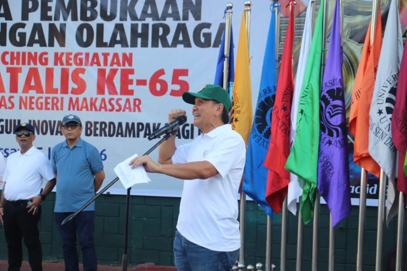 Potret Ketua Panitia Dies Natalis ke-65, Abdul Saman dalam Pelaporannya, (Foto: Nurkhaerunnisa Aszahra Saleh)