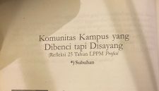 Potret Judul Tulisan oleh Subuhan di Buku 25 Tahun Profesi, (Foto: Ficka Aulia Khaerunnisa)