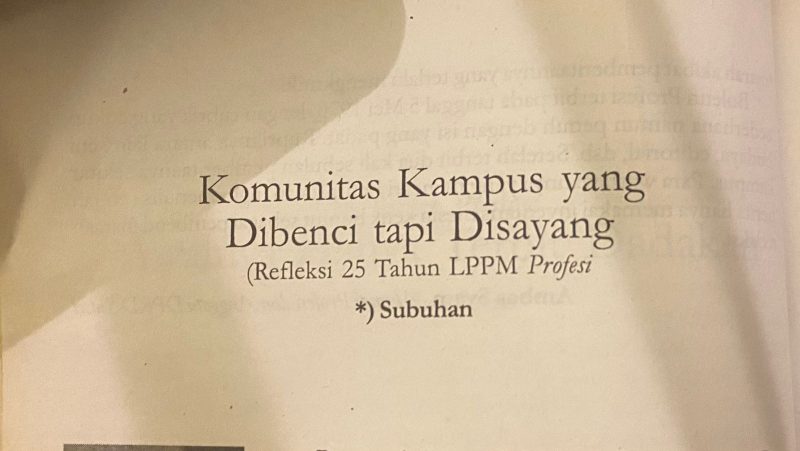 Potret Judul Tulisan oleh Subuhan di Buku 25 Tahun Profesi, (Foto: Ficka Aulia Khaerunnisa)