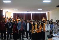 Potret bersama peserta dan panitia setelah rangkaian akhir, seminar hasil dan TM, (Foto: Ist.)