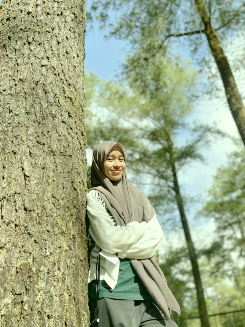 Potret Nanda Kurniati Pemenang Juara 1 Lomba Video Opini spesial Harlah LPM Profesi UNM (Foto: Ist.)
