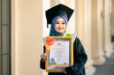 Potret Vina Aprilia, Wisudawan Terbaik FIKK UNM, (Foto: Ist.)