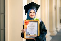 Potret Vina Aprilia, Wisudawan Terbaik FIKK UNM, (Foto: Ist.)