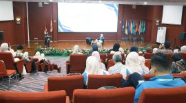 Potret Anania B. Aquino saat Sampaikan Materi, (Foto: Putri Salsabila)