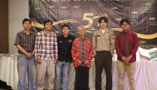 Foto Bersama Benny Subiantoro Bersama Pengelola Profesi, (Foto: Florencya Alnisa Christin).