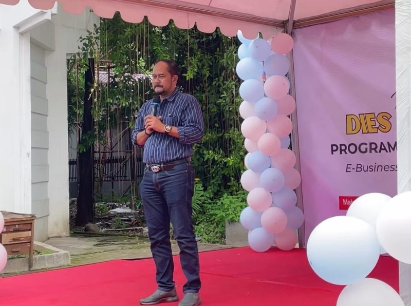 Potret Dekan FEB UNM, Basri Bado, (Foto: Int.)