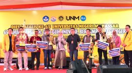 Foto Bersama Juara Lomba Tenant Terbaik, (Foto: Rahmadani.)