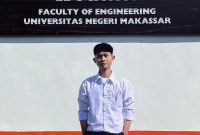 Potret Nurhidayat Mahasiswa Jurusan Teknik Elektronika dan Teknologi Informasi UNM sebagai Pengembang Robot Transporter, (Foto; Ist.)