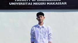 Potret Nurhidayat Mahasiswa Jurusan Teknik Elektronika dan Teknologi Informasi UNM  sebagai Pengembang Robot Transporter, (Foto; Ist.)