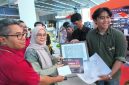 Potret Didut Saat Meraih Penghargaan Juara 1 Lomba Sketsa On The Spot , (Foto: Ist.)