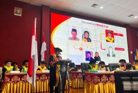 Potret Jamaluddin saat Bacakan Riwayat Hidup Muhammad Rais, (Foto: Putri Salsabila)