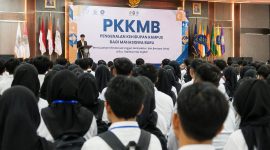 Ilustrasi Mahasiswa Baru pada Saat PKKMB, (Foto: Ai.)