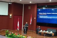 Potret Maman Suryaman Dosen PBSI UNY saat Sampaikan Sambutan pada Pekan Pujangga, (Foto : Nur Hafizhah)